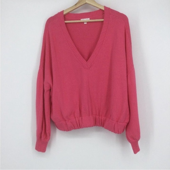 Abound Pink V-Neck Sweater - Picture 2 of 7